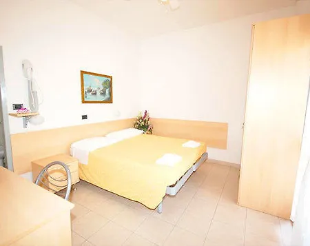 Hotel Nautilus Family 3*