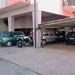 Nautilus Family Hotel