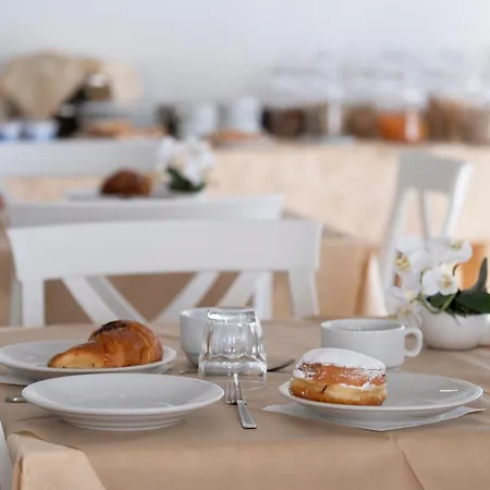 Nautilus Family Hotel 3*