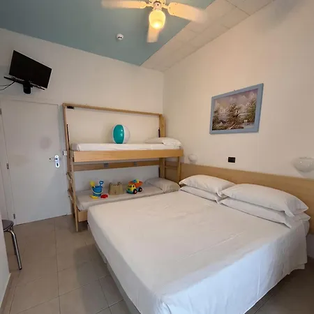Hotel Nautilus Family 3*
