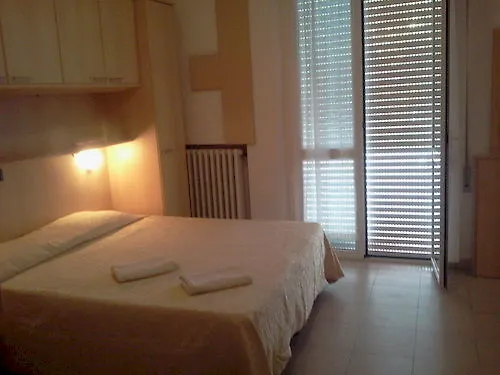 Nautilus Family Hotel 3*